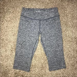 Zella Girl Cropped Leggings